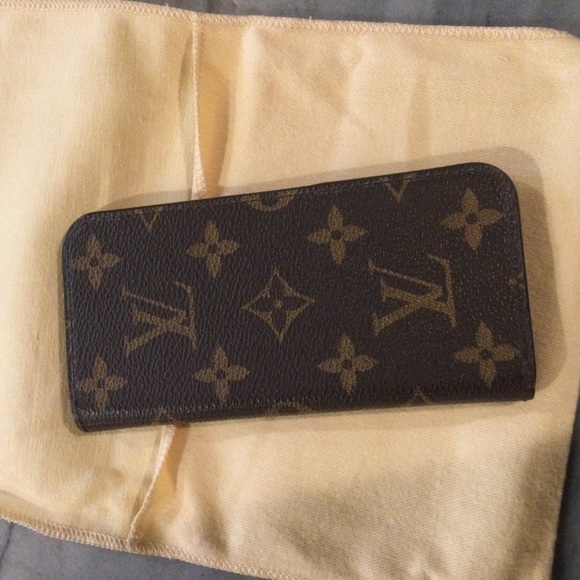 Louis Vuitton phone case - Picture 5 of 6